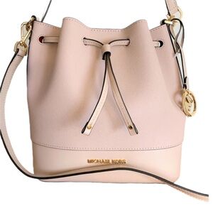 Michael Kors, pink bucket bag